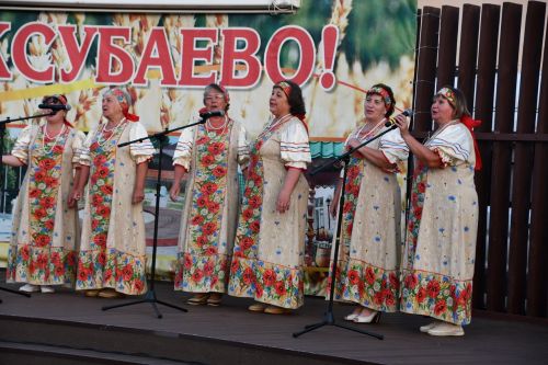 Летний вечер в Аксубаеве: праздник семьи, песни и аплодисменты