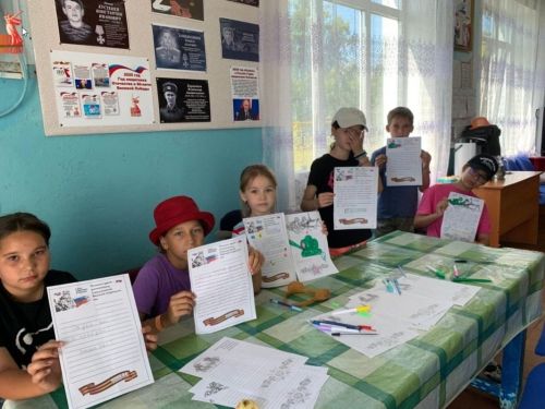 В Старом Мокшино прошла патриотическая акция «Письмо солдату»