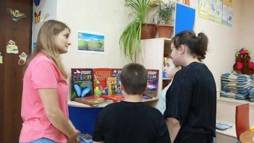 В Семейной библиотеке прошел познавательный час об экологии