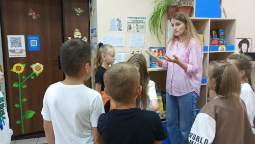 В Аксубаевской библиотеке состоялся познавательный час «Четвероногие солдаты»