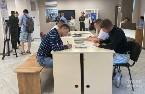 Единовременную выплату контрактникам в Татарстане повысили до 3,1 млн рублей