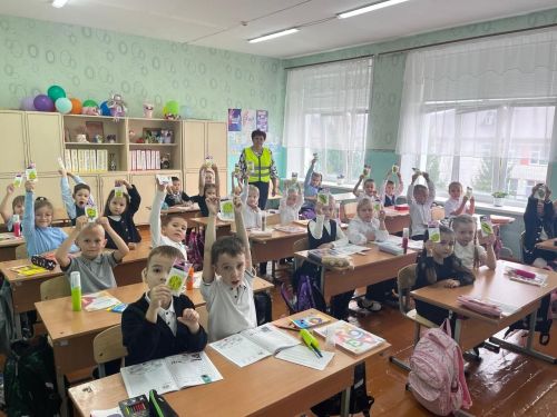 Аксубаевские первоклассники осваивают «Безопасный маршрут»