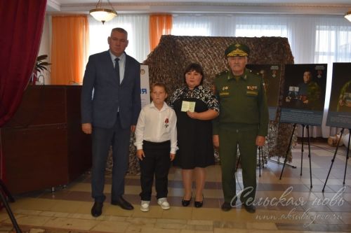 Аксубайда «Герой атасы» күргәзмәсе ачылды
