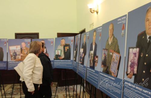 Аксубайда «Герой атасы» күргәзмәсе ачылды