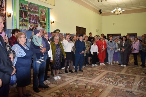 Аксубайда «Герой атасы» күргәзмәсе ачылды