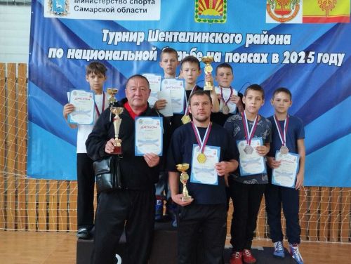 Аксубай көрәшчеләре Шенталада узган турнирда көмеш призерлар булдылар