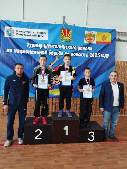 Аксубай көрәшчеләре Шенталада узган турнирда көмеш призерлар булдылар