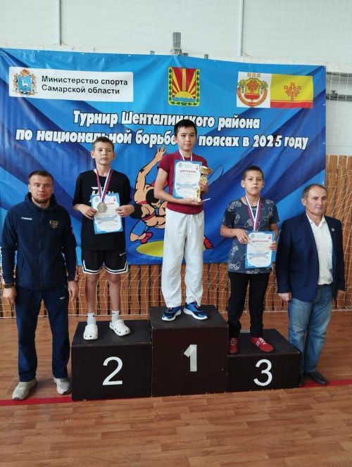 Аксубай көрәшчеләре Шенталада узган турнирда көмеш призерлар булдылар