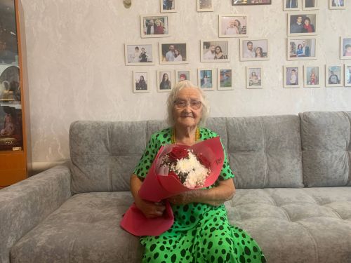 90-летний юбилей отметила жительница села Старое Тимошкино Антонина Туйкина