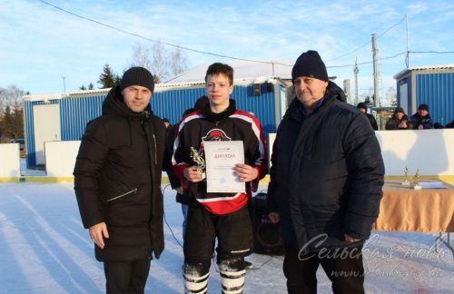 В Аксубаеве сразились юные хоккеисты Татарстана