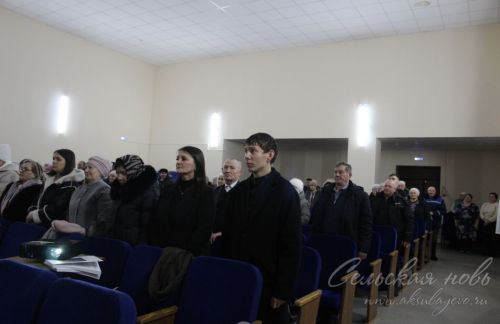 Старокиязлинцы за свой счет купили экскаватор за 1 500 000 рублей для своих нужд