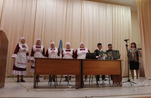 Старокиязлинцы за свой счет купили экскаватор за 1 500 000 рублей для своих нужд