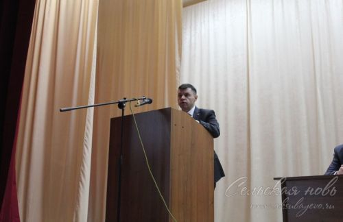 Старокиязлинцы за свой счет купили экскаватор за 1 500 000 рублей для своих нужд