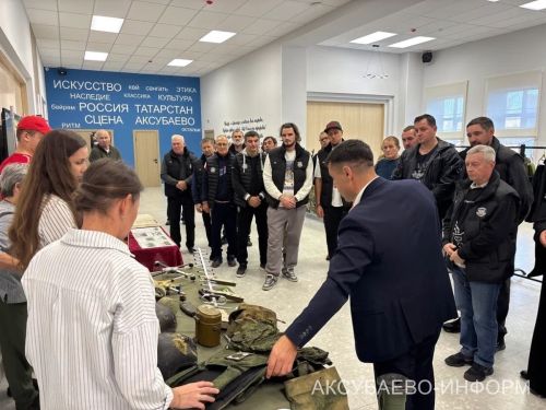 Аксубай бозында Татарстан хоккееның югары класслы вәкилләре уйнады