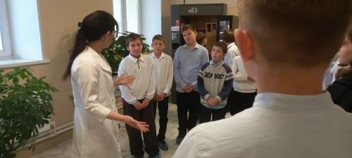 Аксубай укучылары үзләре өчен табиб һөнәрен ачтылар