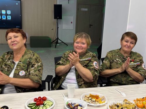 Волонтерлар лаеклы бүләкләр алдылар