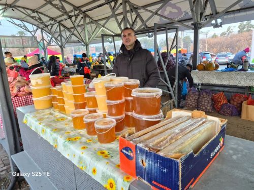 Аксубаевские сельхозпроизводители привезли в Казань осеннее изобилие