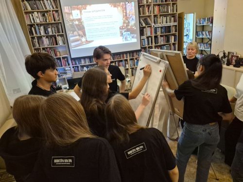 Аксубай китапханәсендә күңелле «Библиквартирник» үтте