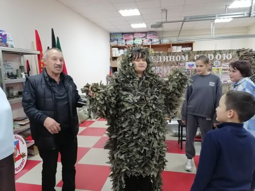 Батырлык һәм игелек дәресе: яшь аксубайлылар волонтерлар штабында булдылар