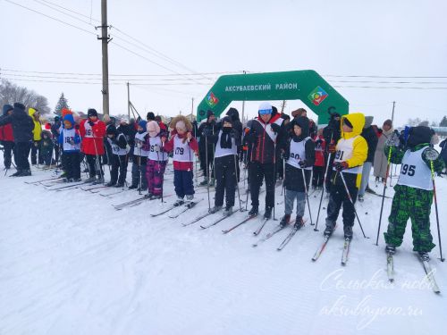 В Аксубаевском районе на старт «Лыжни России» вышли около 400 человек