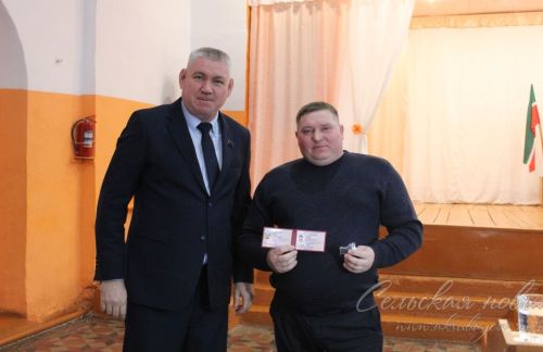 Кәкре Күлдә мәктәп төзекләндерелде, авыл халкының тормыш шартлары яхшыра бара