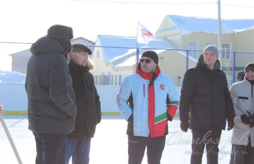 На аксубаевском льду дебютировал керлинг