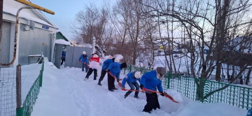 Аксубайда КФУ студентларының «Мирас» социаль отряды эшли