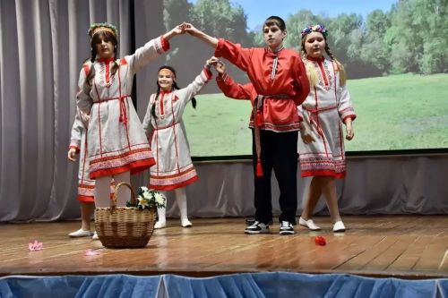 «Разноцветные потешки» по-аксубаевски