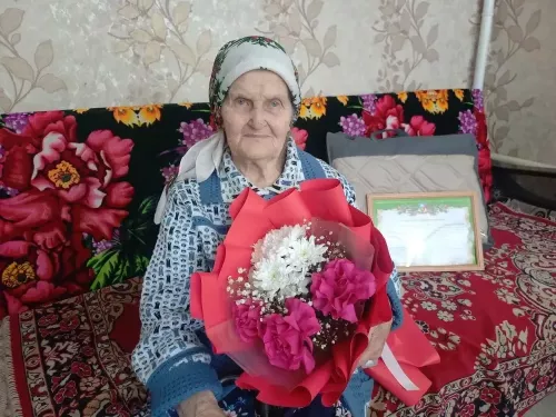 Аксубаевский ветеран за трудовую жизнь была и швеей, и свинаркой, и птичницей