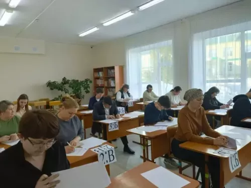 Аксубайда чыгарылыш укучылары һәм ата-аналар имтихан «тапшырдылар»