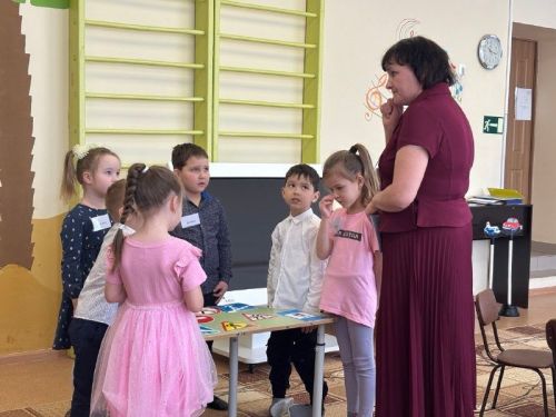 В Аксубаевском районе прошел конкурс «Зеленый огонек» для воспитателей