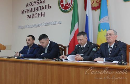 В Совете района состоялось совещание по вопросам подготовки к весеннему полевому сезону