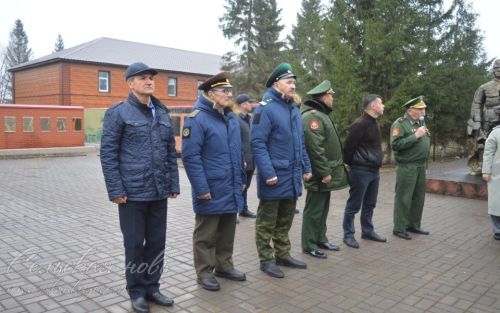 В Аксубаеве прошла первая отправка призывников