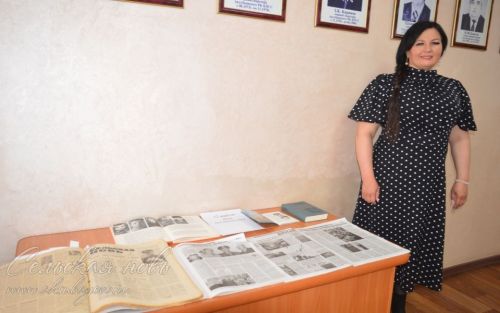 В Совете Аксубаевского района еженедельную архивную выставку посвятили Дню космонавтики