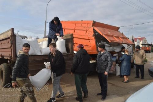 В Аксубаеве прошла весенняя сельхозярмарка