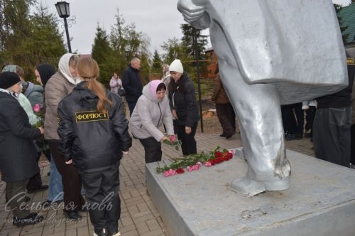 В Аксубаеве отметили День рождения Ленина