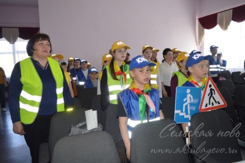 Аксубай мәктәп укучылары – юл куркынычсызлыгы «руле артында»