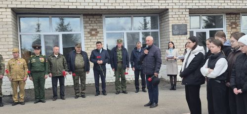 От школьной парты – до передовой: память о воинах жива