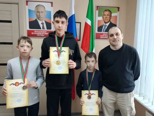 Аксубаевские школьники разыграли шахматные партии