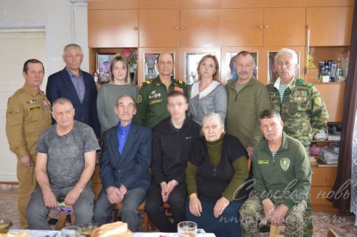 Боец с передовой почтил память друга из Аксубаевского района