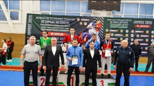 Аксубаевский борец взял золото на первенстве РТ по борьбе на поясах