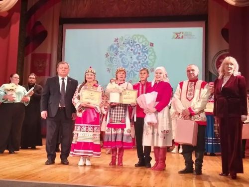Аксубаевская семья стала третьим призером зонального фестиваля родословной