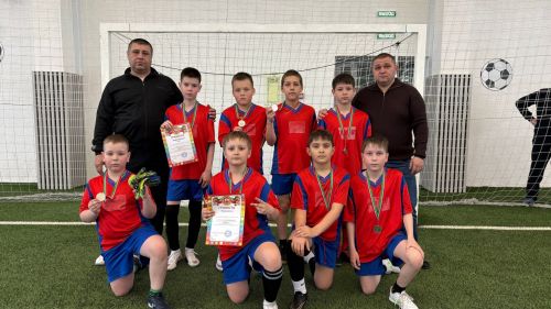 Футболисты Спортивной школы Аксубаевского района решали, кто сильнее