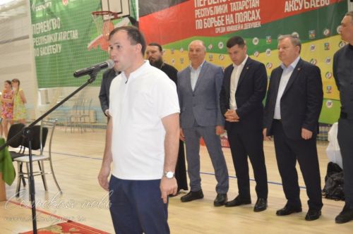 В Аксубаеве на ковер вышли лучшие борцы Татарстана