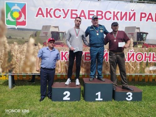 Аксубаевские силачи состязались на майдане