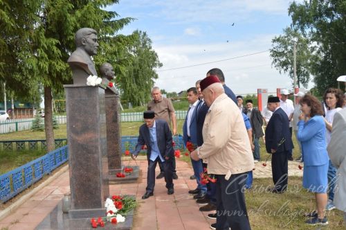 В Аксубаевском районе почтили память Ирека Батыршина