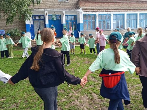 Аксубаевские школьники — за деревенские каникулы