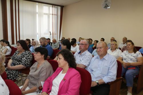 С родителями десятиклассников Аксубаевского района говорили о выборе профессии