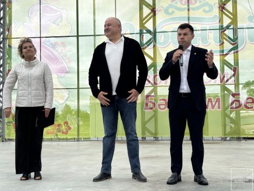 Аксубай мәйданында Көньяк-Көнчыгыш электр челтәрләре хезмәткәрләре өчен Сабан туе узды