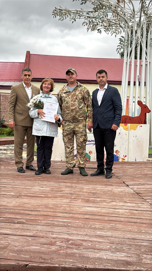 Аксубайда халык артистының лирик концерты патриотик яңгыраш алды